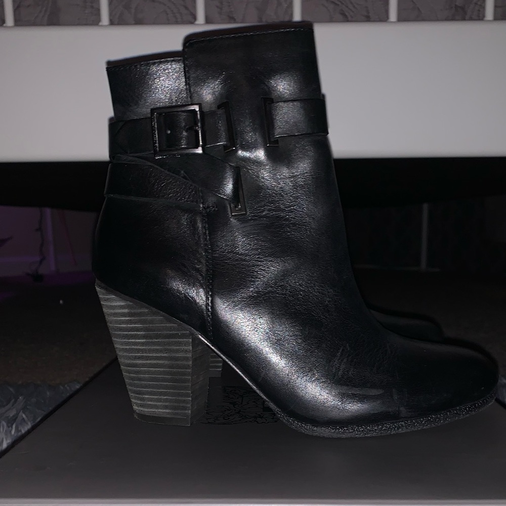 Vince Camuto ‘Harriet’ Bootie Size 8 M